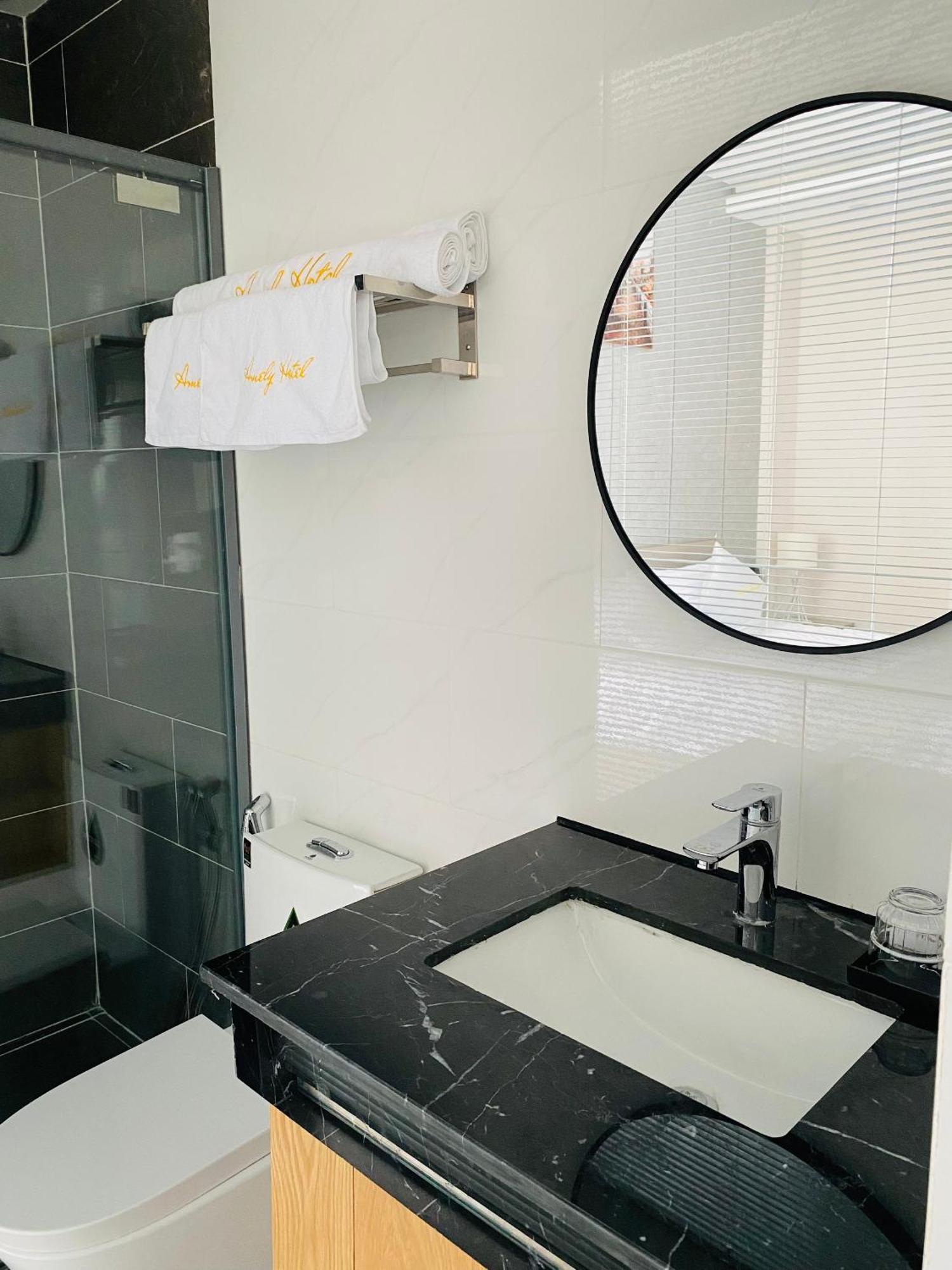 Ben Cat Amely Hotel מראה חיצוני תמונה