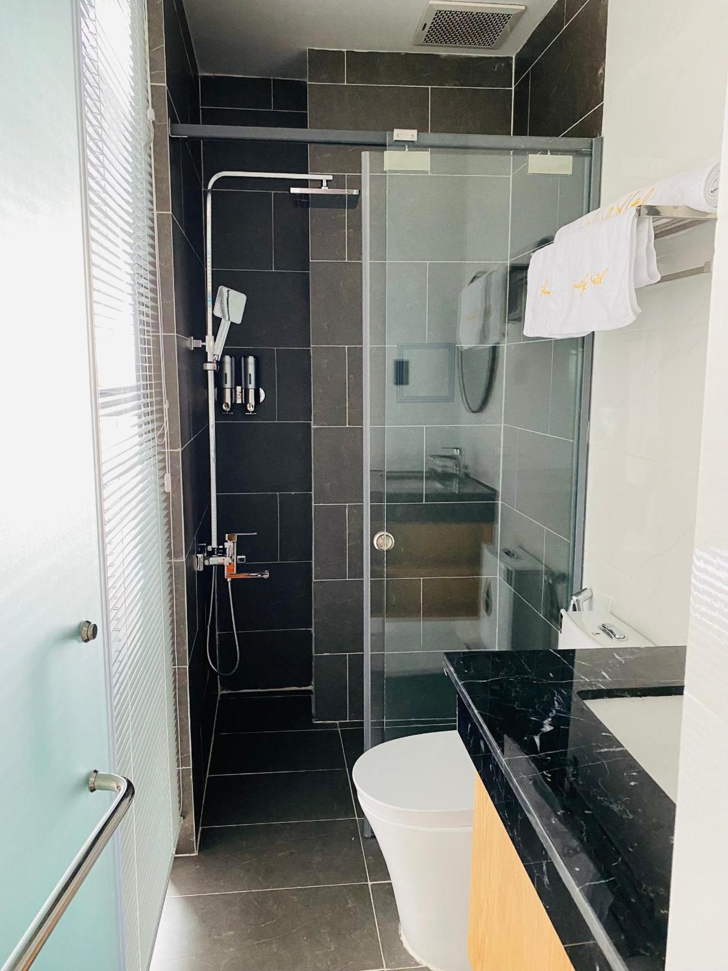 Ben Cat Amely Hotel מראה חיצוני תמונה